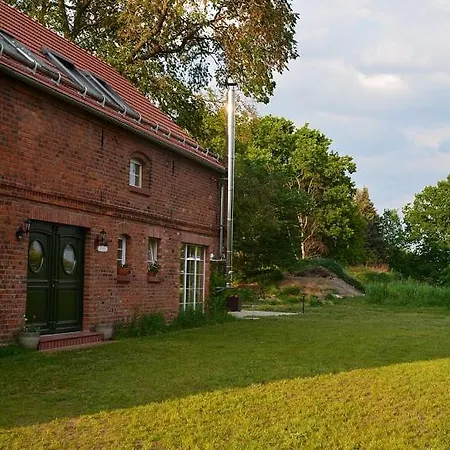 Ferienscheune Kummernitztal Bed and Breakfast