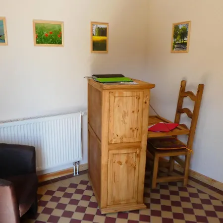 Ferienscheune Kummernitztal Bed and Breakfast